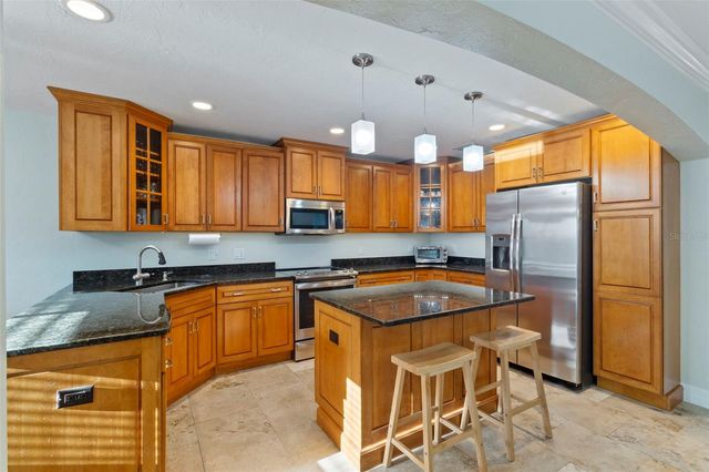 6454 BEECHWOOD AVENUE, Sarasota, FL 34231