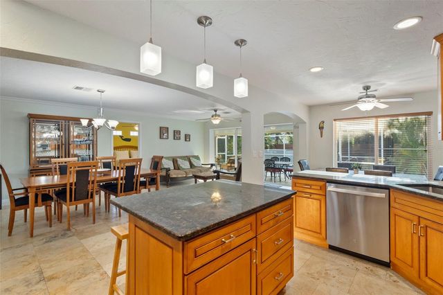 6454 BEECHWOOD AVENUE, Sarasota, FL 34231