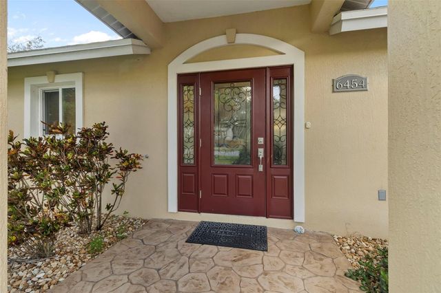 6454 BEECHWOOD AVENUE, Sarasota, FL 34231