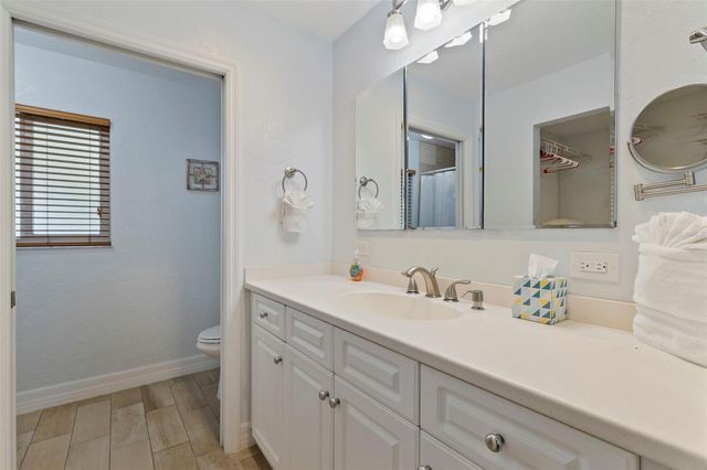 6454 BEECHWOOD AVENUE, Sarasota, FL 34231