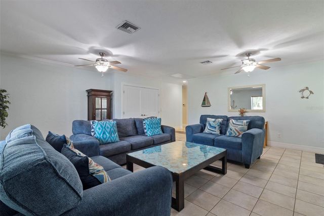 6454 BEECHWOOD AVENUE, Sarasota, FL 34231