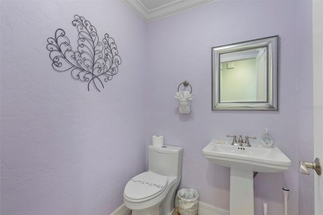 6454 BEECHWOOD AVENUE, Sarasota, FL 34231