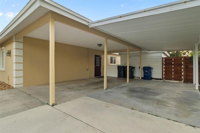 6454 BEECHWOOD AVENUE, Sarasota, FL 34231