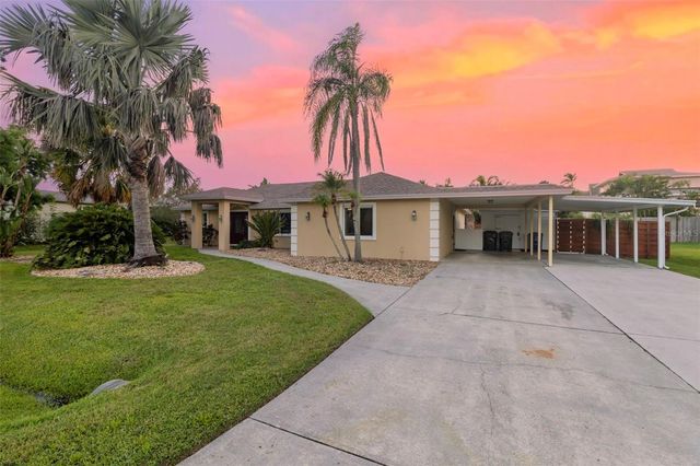 6454 BEECHWOOD AVENUE, Sarasota, FL 34231