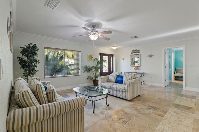 6454 BEECHWOOD AVENUE, Sarasota, FL 34231
