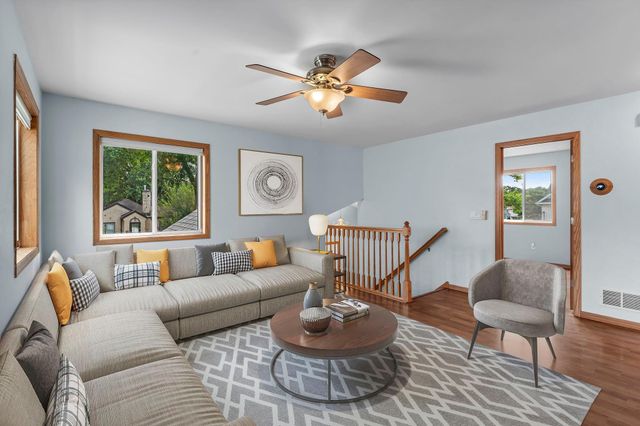 223 Hurley Street E, West Saint Paul, MN 55118