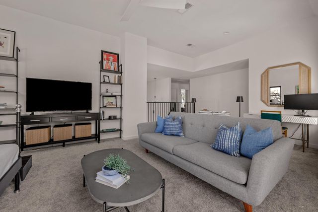 6012 La Naranja LN, Austin, TX 78749