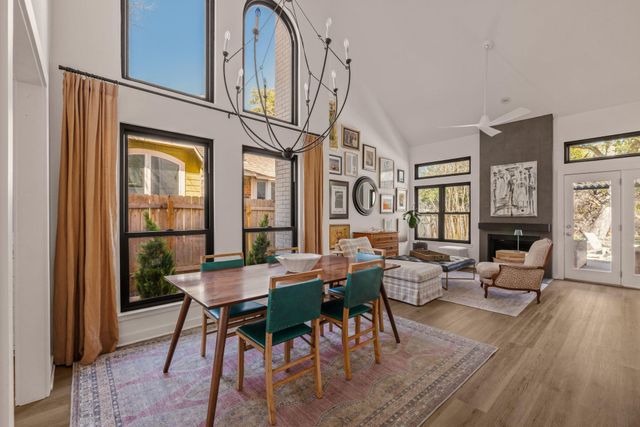 6012 La Naranja LN, Austin, TX 78749