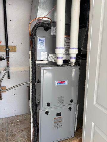 2415 N TRAVELLER DR, Columbia, MO 65202