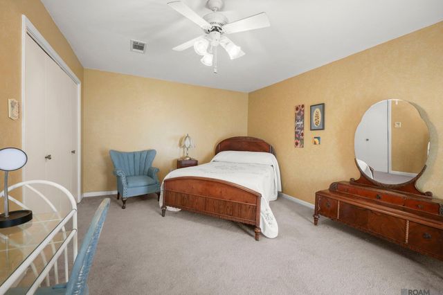 21915 Machost Rd, Zachary, LA 70791