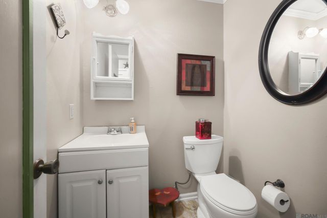 21915 Machost Rd, Zachary, LA 70791