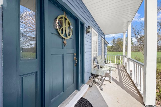 21915 Machost Rd, Zachary, LA 70791