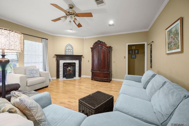 21915 Machost Rd, Zachary, LA 70791