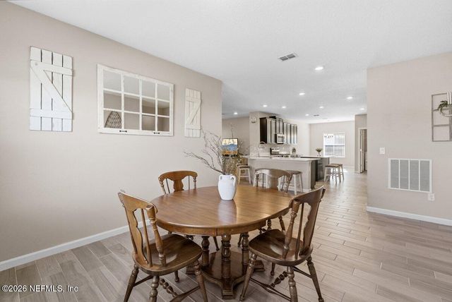 9644 LOVAGE Lane, Jacksonville, FL 32219