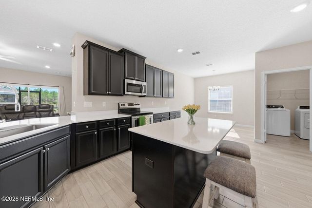 9644 LOVAGE Lane, Jacksonville, FL 32219