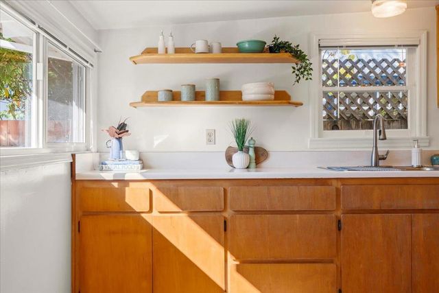 207 2nd Avenue, Santa Cruz, CA 95062