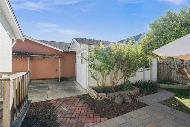 207 2nd Avenue, Santa Cruz, CA 95062