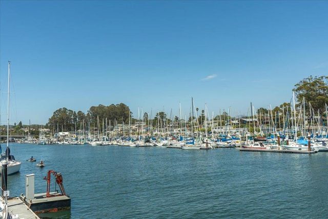 207 2nd Avenue, Santa Cruz, CA 95062