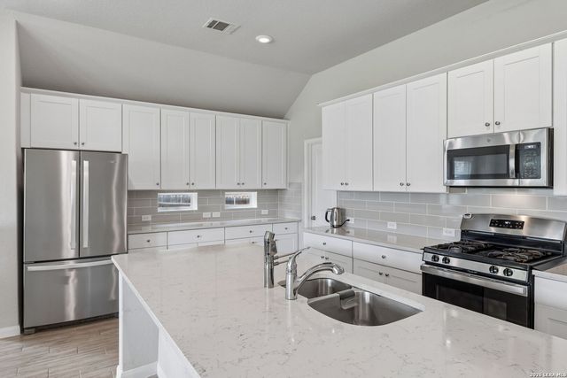 1416 NICHOLAS PARK, Bulverde, TX 78163