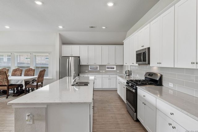 1416 NICHOLAS PARK, Bulverde, TX 78163