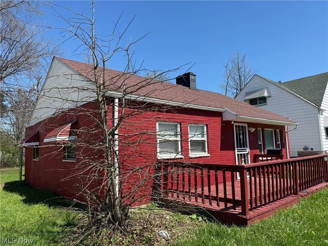 15615 Lotus Drive, Cleveland, OH 44128