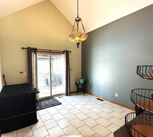 5682 Topanga Drive, Coloma, MI 49038