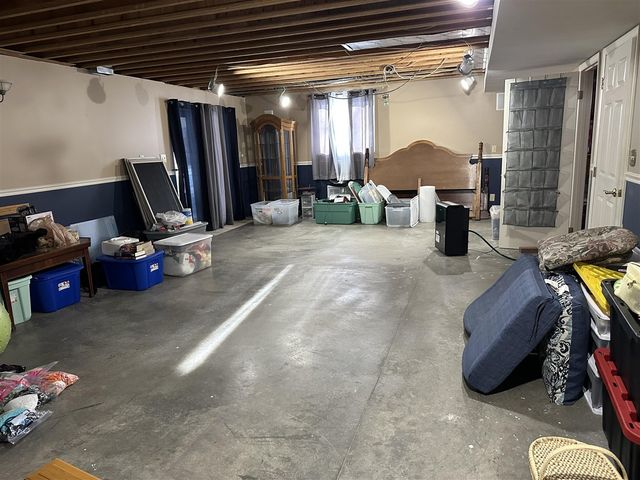 5682 Topanga Drive, Coloma, MI 49038