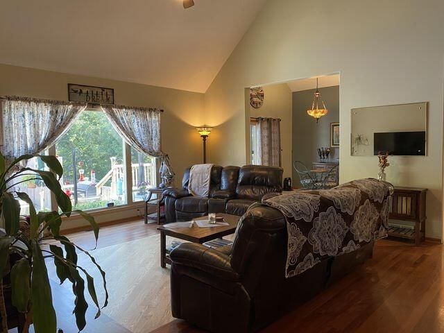 5682 Topanga Drive, Coloma, MI 49038