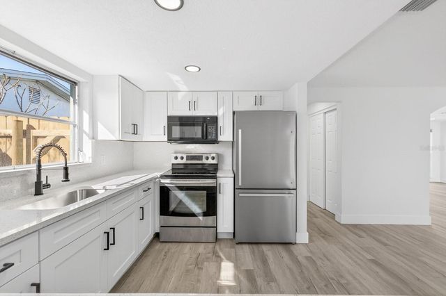 3142 SALISBURY DRIVE, Holiday, FL 34691