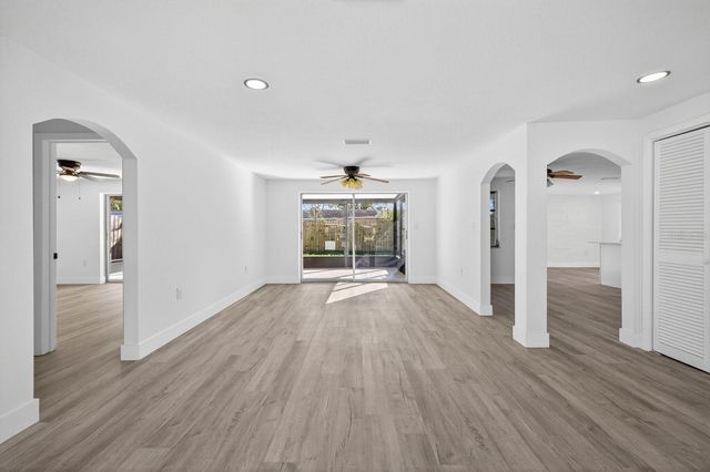 3142 SALISBURY DRIVE, Holiday, FL 34691