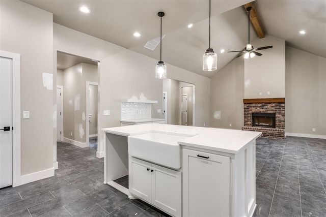 3146 N Henney Road, Choctaw, OK 73020
