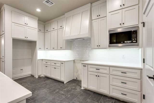 3146 N Henney Road, Choctaw, OK 73020