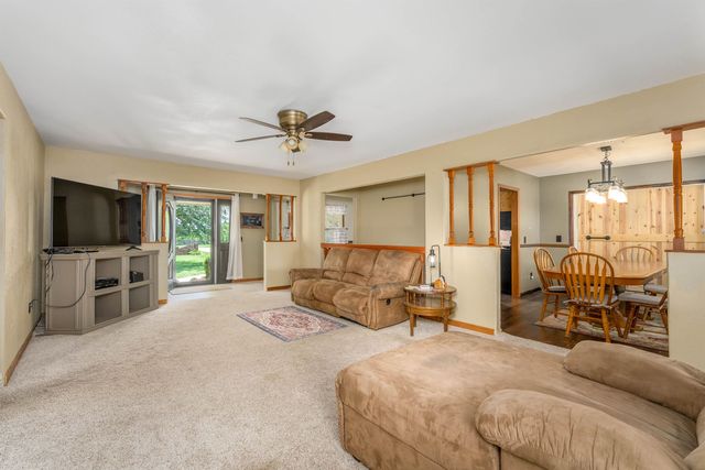 1277 N Osage Rd, Mulvane, KS 67110