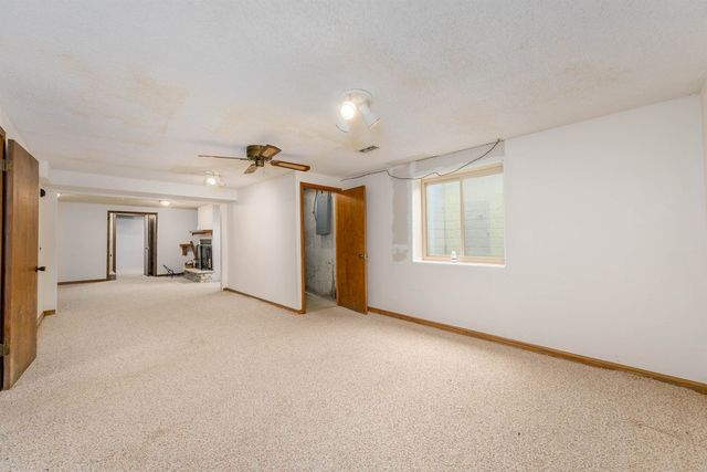 1277 N Osage Rd, Mulvane, KS 67110