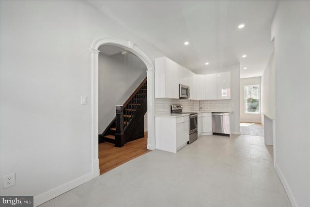 647 N 33RD ST, Philadelphia, PA 19104