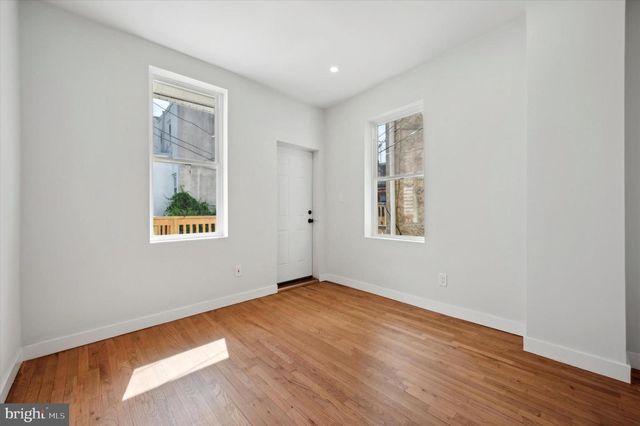 647 N 33RD ST, Philadelphia, PA 19104