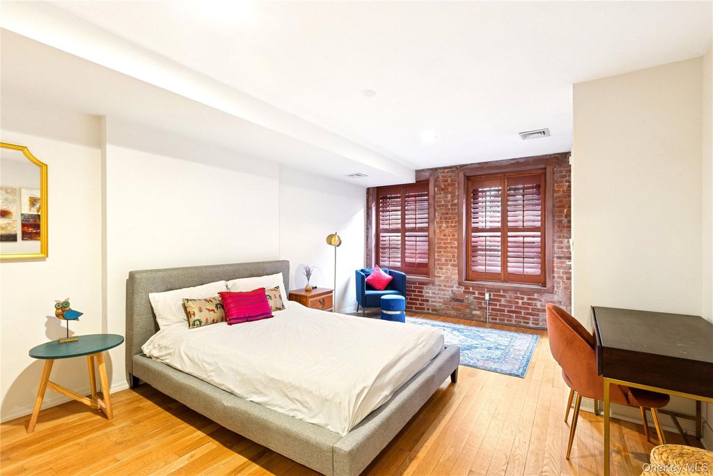 246 West 132nd Street - TH, New York (manhattan), NY 10027 — photo 4