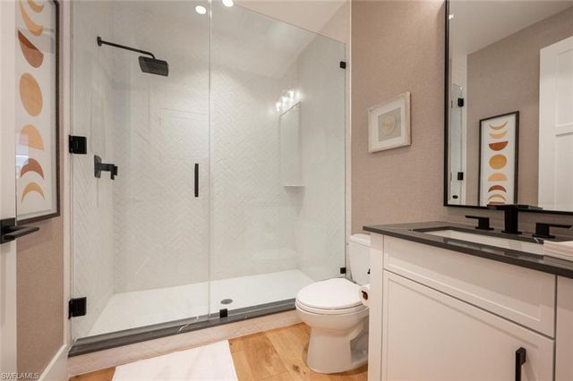 850 Central AVE 311, Naples, FL 34102