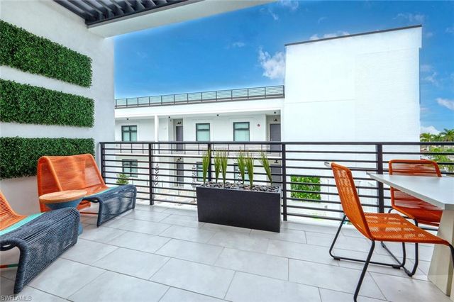 850 Central AVE 311, Naples, FL 34102