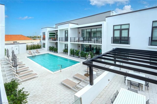 850 Central AVE 311, Naples, FL 34102