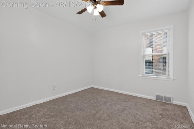 19937 Stansbury Street, Detroit, MI 48235