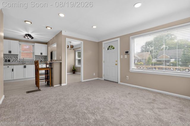19937 Stansbury Street, Detroit, MI 48235
