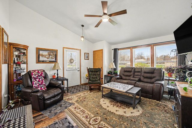 405 E Jefferson Street, Coleman, MI 48618