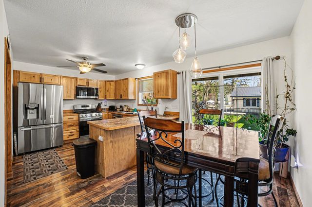 405 E Jefferson Street, Coleman, MI 48618