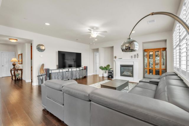1639 Redmond Dr, Rocklin, CA 95765