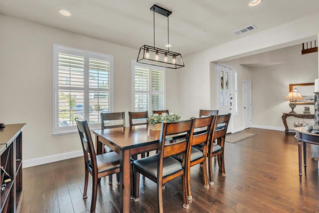 1639 Redmond Dr, Rocklin, CA 95765