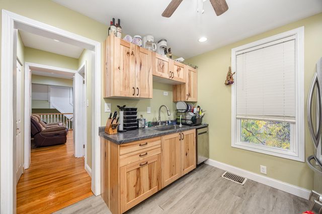 328 W 6th Street, Covington, KY 41011