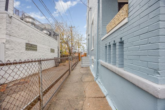 328 W 6th Street, Covington, KY 41011