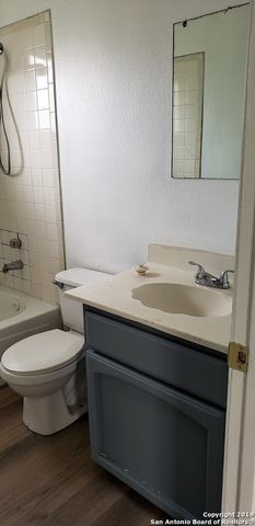 5113 Sierra St Apt 2, San Antonio, TX 78214