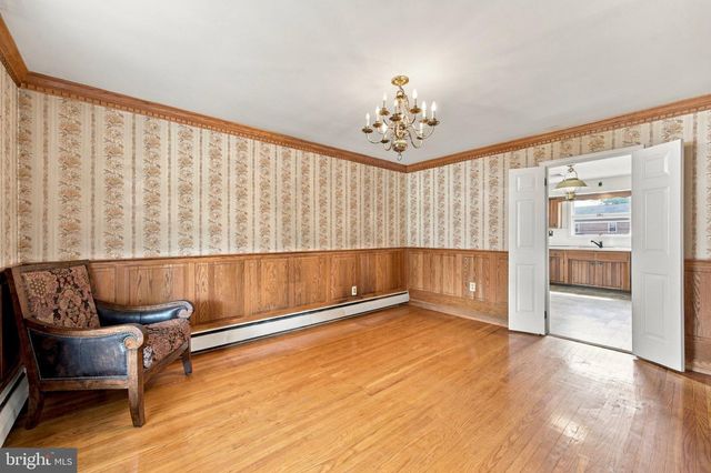1411 DORCHESTER RD, Havertown, PA 19083